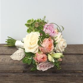 fwthumbpeach-and-cream-1944501_960_720.jpg