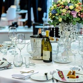 fwthumbexclusive-banquet-1812772_960_720.jpg
