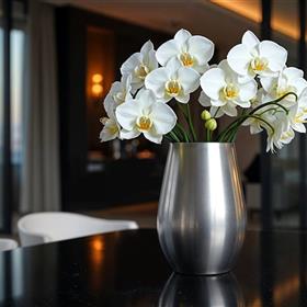 fwthumbflower-vase-modern-interior.jpg